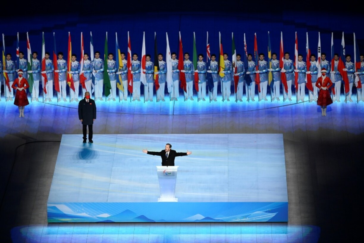 Le président du Comité international paralympique (IPC) Andrew Parsons, lors de son discours de cérémonie de clôture des Jeux paralympiques d'hiver de Pékin, en 2022