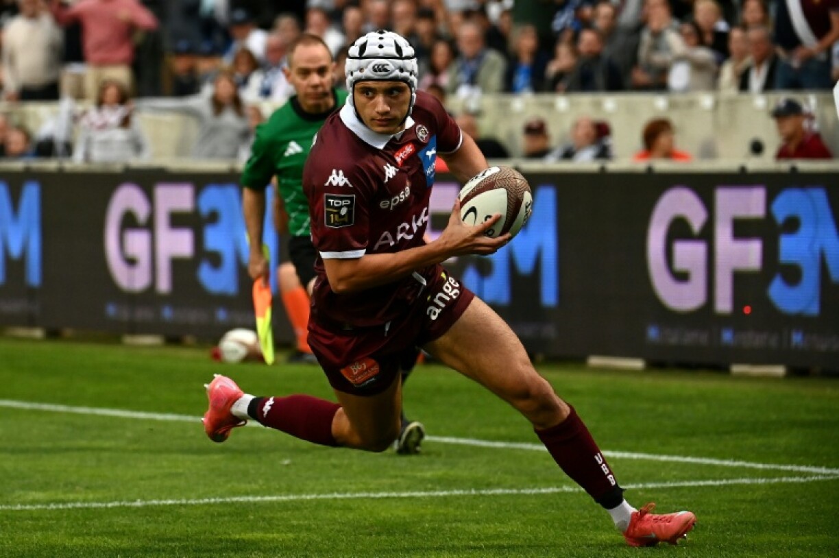 Louis Bielle-Biarrey made his Bordeaux-Begles debut in January 2022