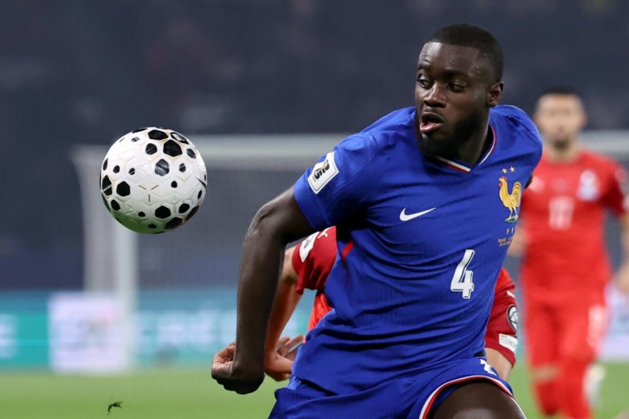 Le défenseur des Bleus Dayot Upamecano lors du match de qualification au Mondial 2026 contre l'Azerbaïdjan, au Parc des Princes, le 10 octobre 2025
