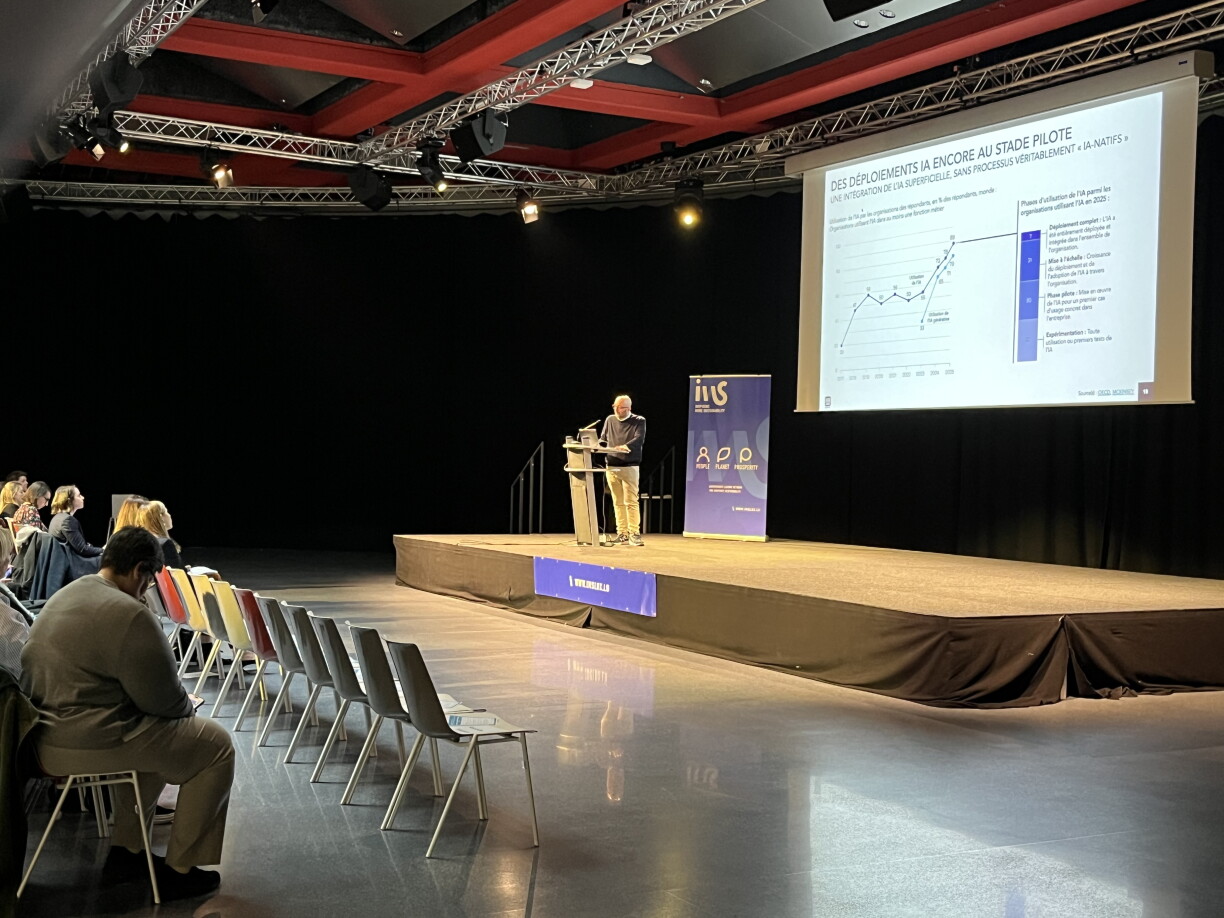 Am Forum Geesseknäppchen war eng Konferenz vun IMS Lëtzebuerg zum Thema KI an der Aarbechtswelt.