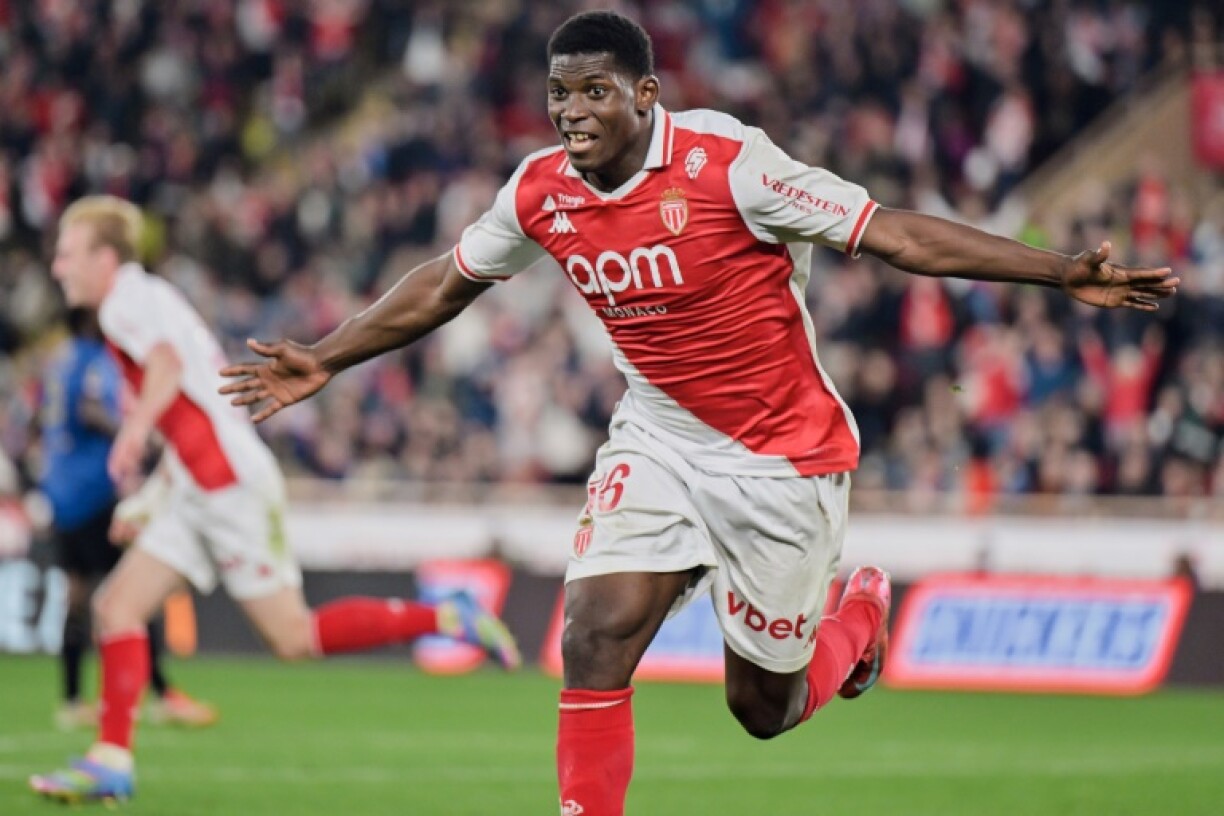 Breel Embolo celebrates his winning goal for Monaco