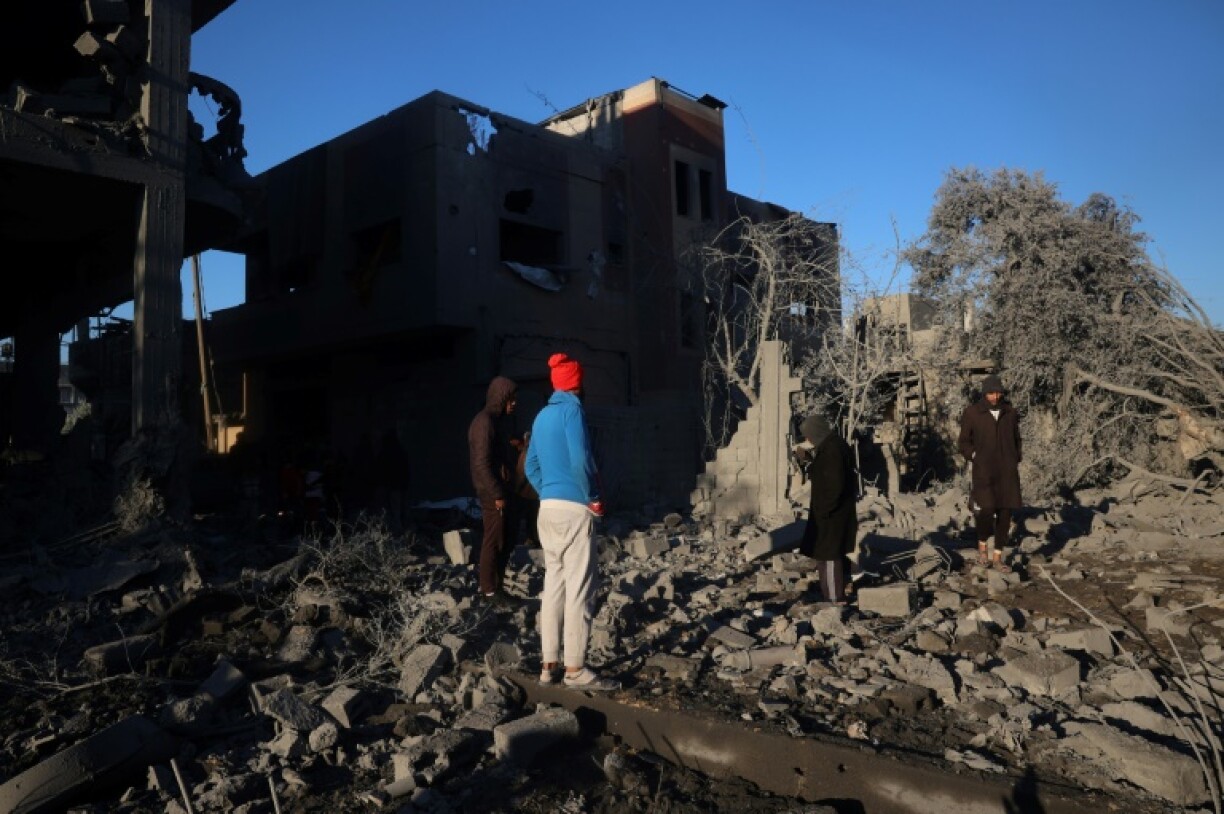 Destructions dans le camp palestinien d'al-Maghazi, dans le centre de la bande de Gaza, après une frappe israélienne le 3 janvier 2025