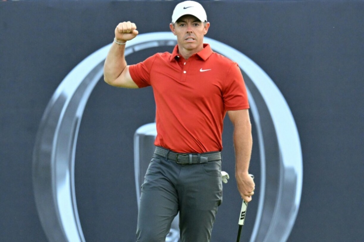 Rory McIlroy is hoping to chase down Scottie Scheffler on Sunday