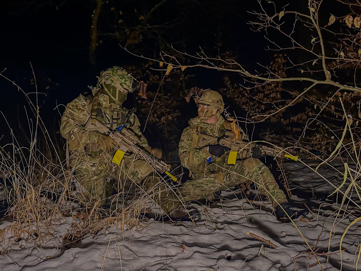 Zaldote bei enger Übung Ufank Januar an engem Bësch zu Lëtzebuerg.
