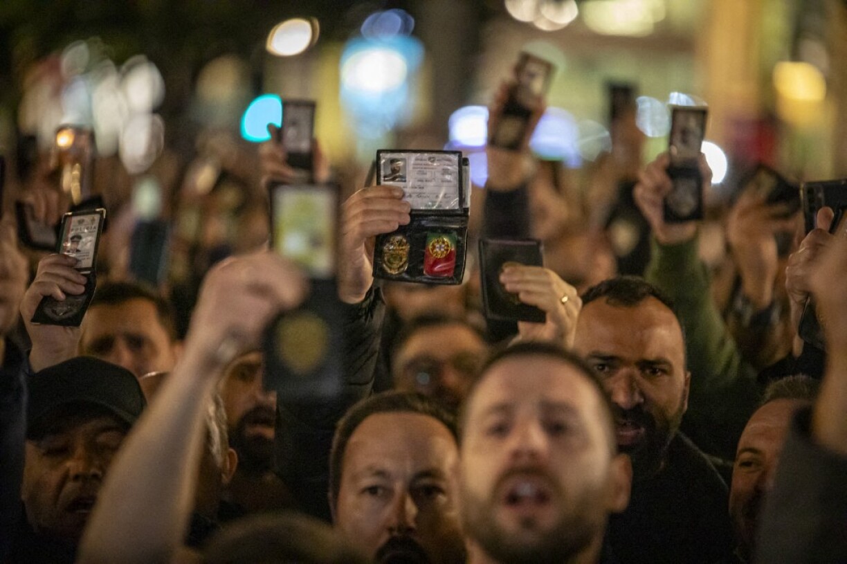 Une manifestation des policiers à Porto le 31 janvier 2024.