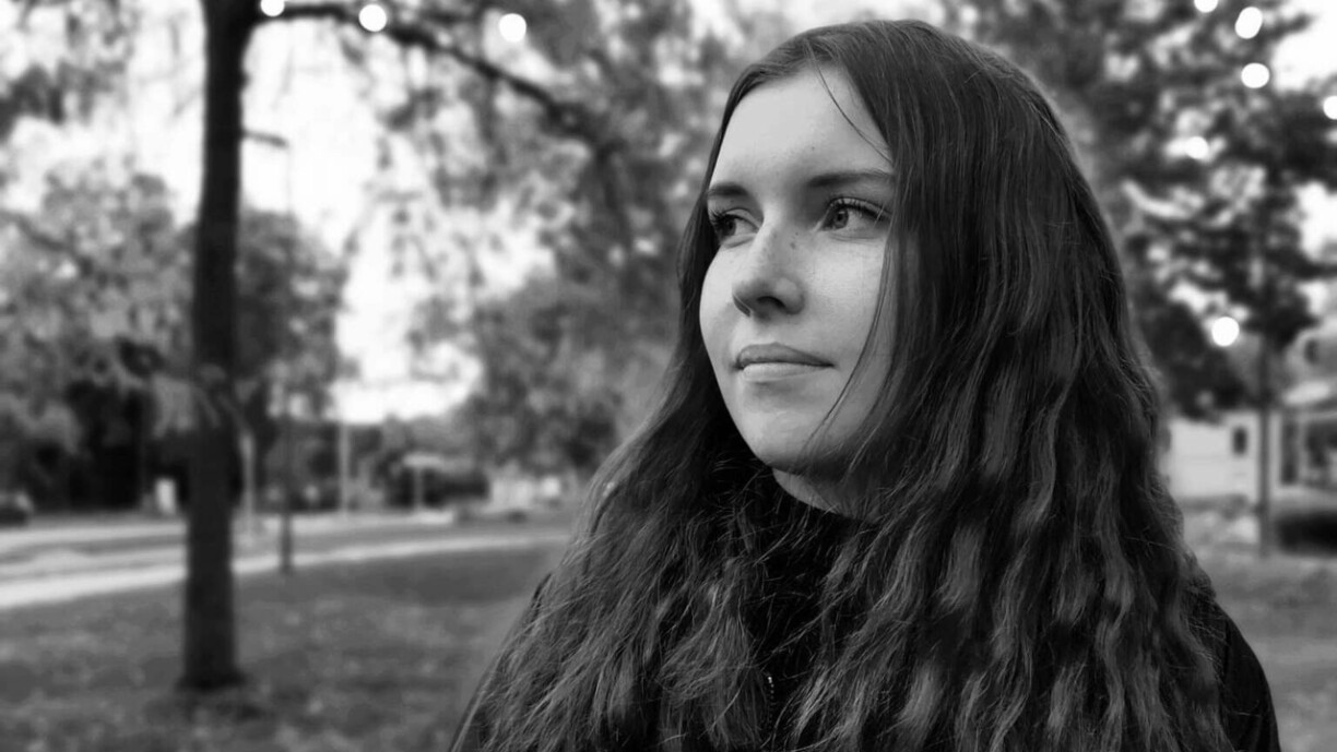 Marie, étudiante en troisième année à l'Université de Lorraine à Metz, a un job étudiant au Luxembourg.