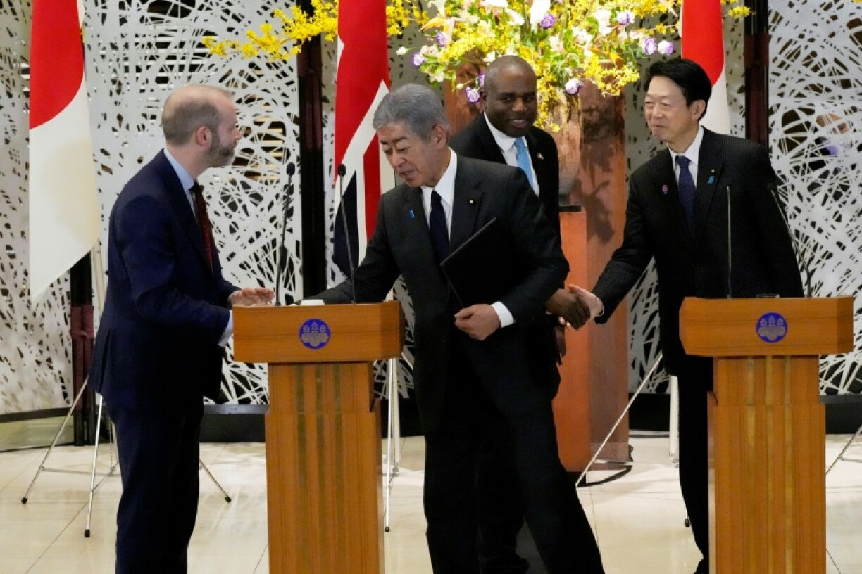 (From left)British Trade Secretary Jonathan Reynolds, Japanese Foreign Minister Takeshi Iwaya, British Foreign Secretary David Lammy and Japanese Trade Minister Yoji Muto