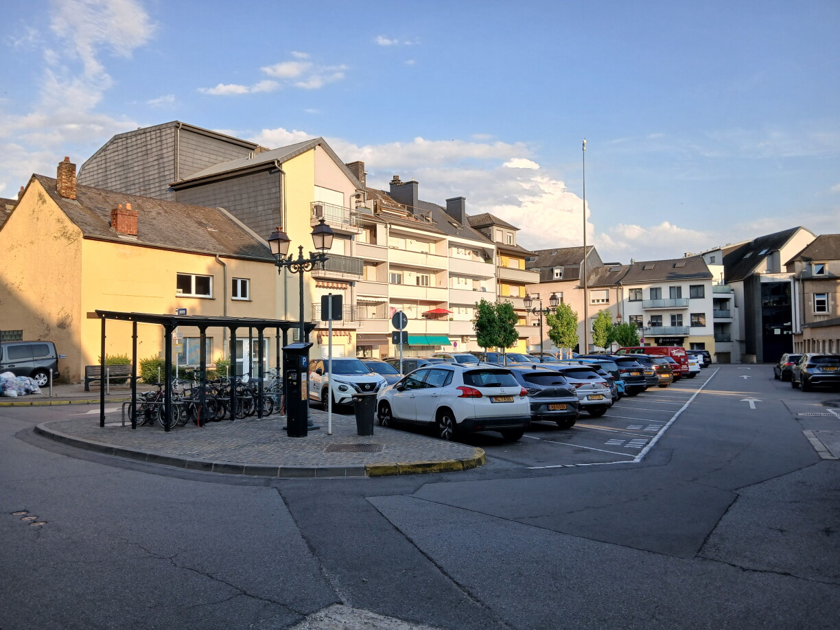 Op der Place Emmanuel Goethals, den Ament ee Parking, soll ee klenge Stadpark entstoen.