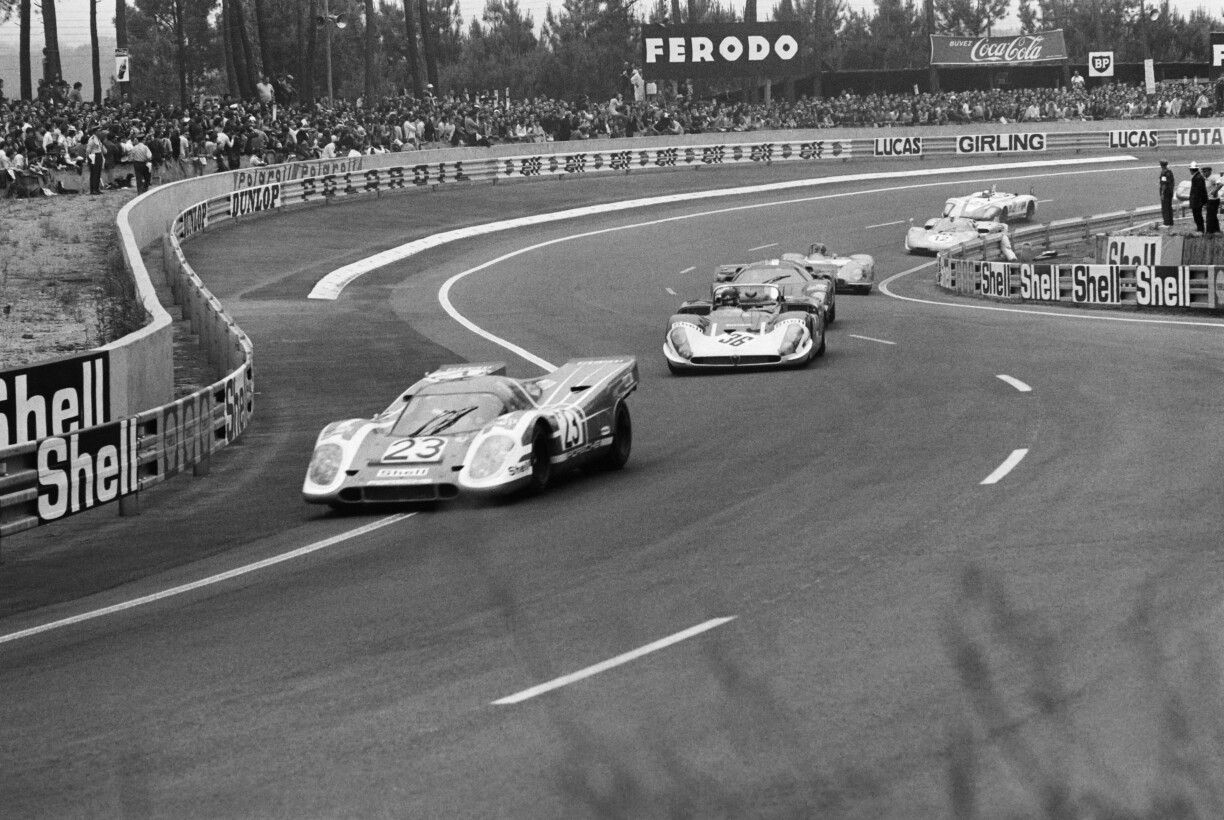 Den Hans Herrmann an de Richard Attwood op Porsche 917 zu Le Mans 1970