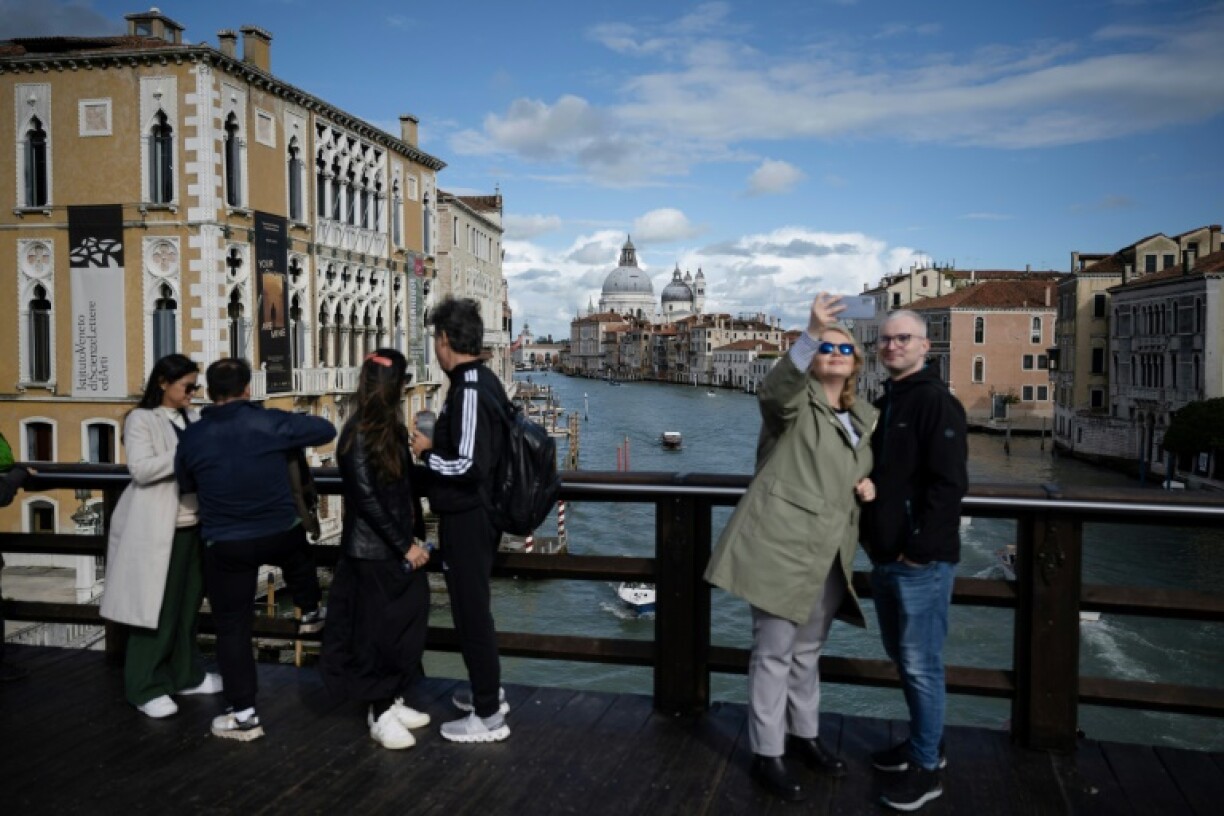 Day trippers to Venice will again have to buy a ticket in advance to see attractions such as the Grand Canal on 54 days in 2025