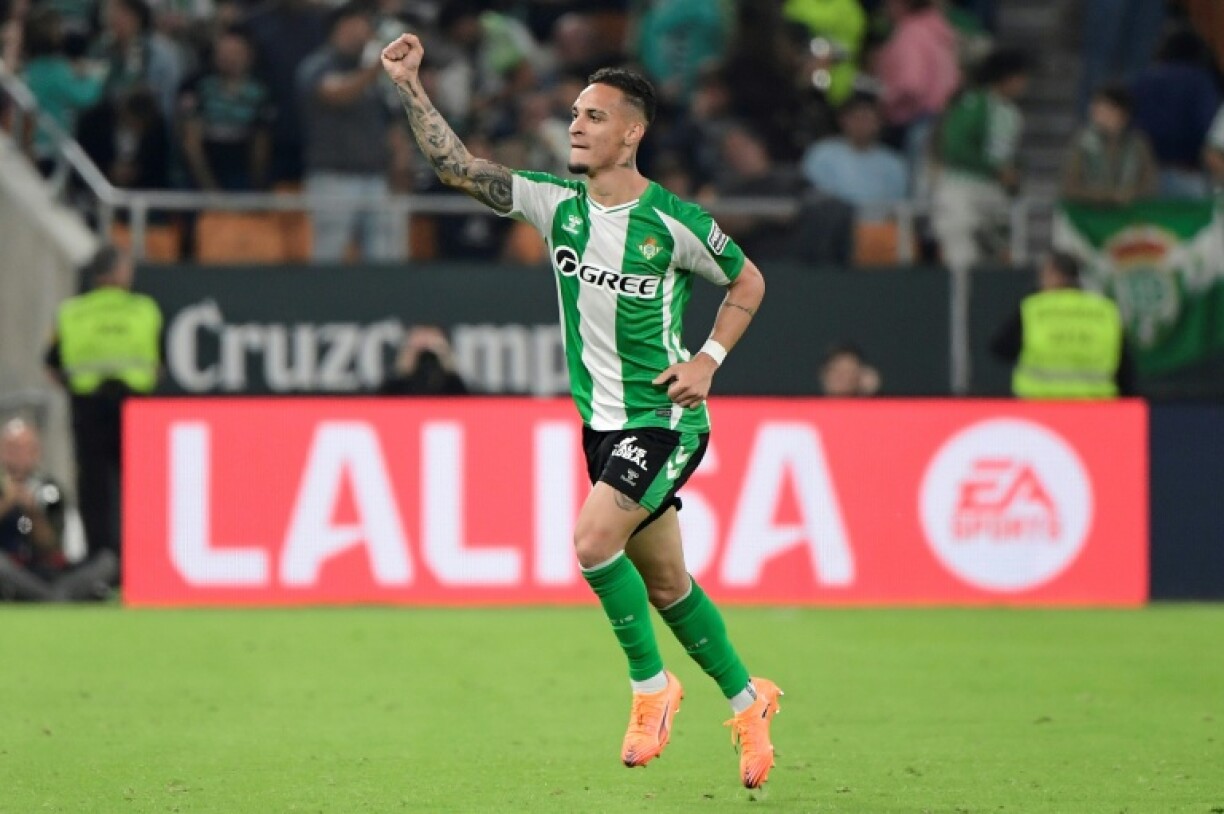 Real Betis forward Antony celebrates scoring his team's second goal against Mallorca on Sunday