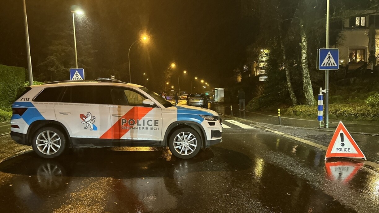 Une photo prise sur les lieux de l'accident après que la route ait été fermée à la circulation le 27 novembre en début de soirée