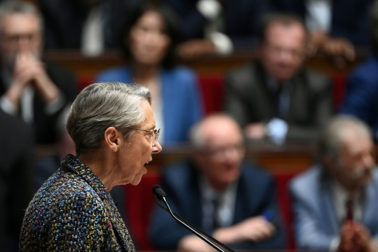 La Première ministre Elisabeth Borne prononce un discours sur la réforme des retraites à l'Assemblée nationale pour confirmer l'utilisation de l'article 49.3, à Paris, le 16 mars 2023