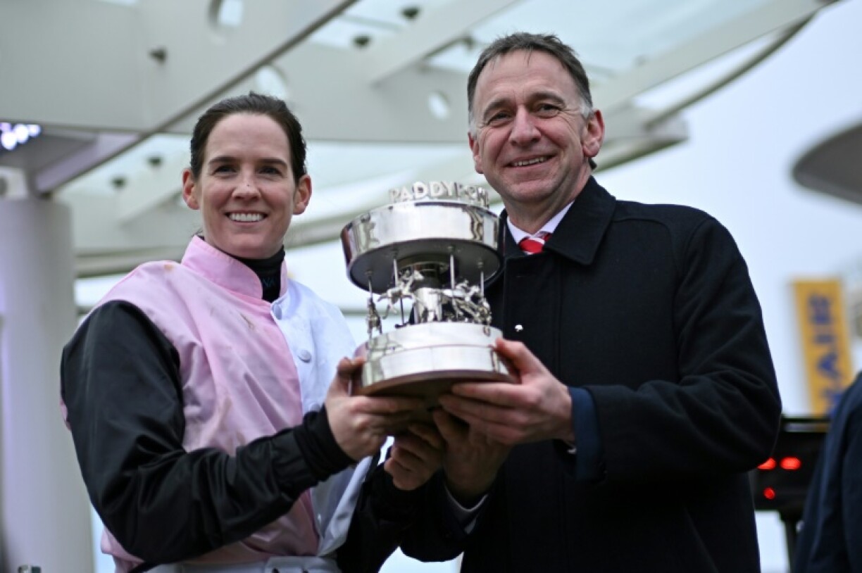 Henry de Bromhead (R) and Rachael Blackmore (L) celebrate their Stayers Hurdle victory this year at the Cheltenham Festival which will be the final one after she announced her retirement