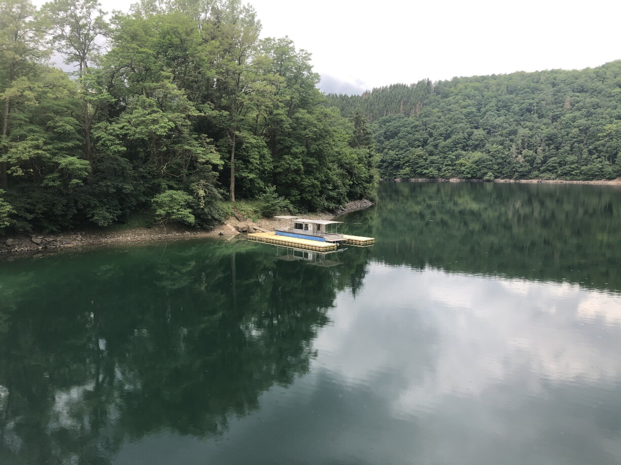 C'est depuis ce ponton que les jeunes gens ont été se baigner, mardi après-midi.