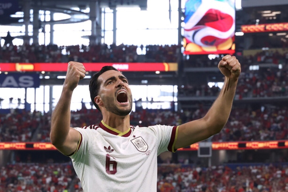 Mikel Merino célèbre le seul but du match lors de la victoire de l'Espagne contre le Portugal, le 6 juillet 2026 à Arlington, près de Dallas
