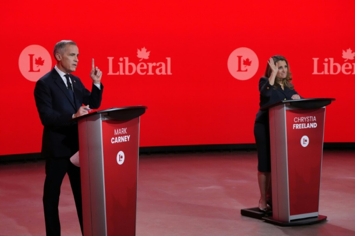 The main candidates to replace Justin Trudeau as leader of Canada's Liberals, Mark Carney and Chrystia Freeland, at a February debate