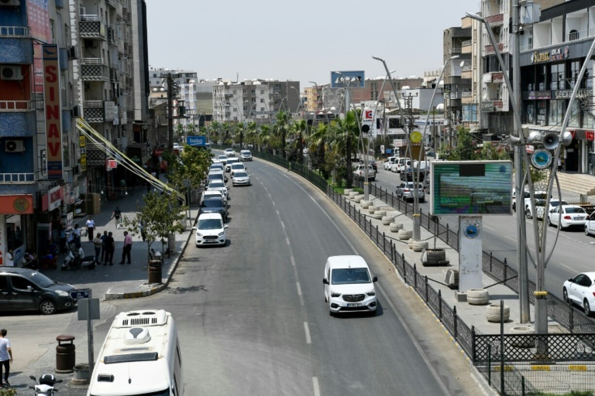 Silopi's streets were largely deserted as locals kept out of the heat