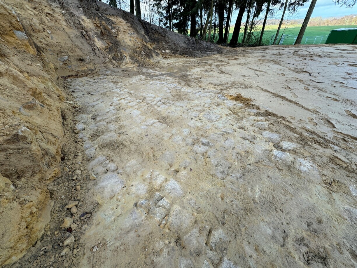 Des vestiges d'une ancienne voie romaine?