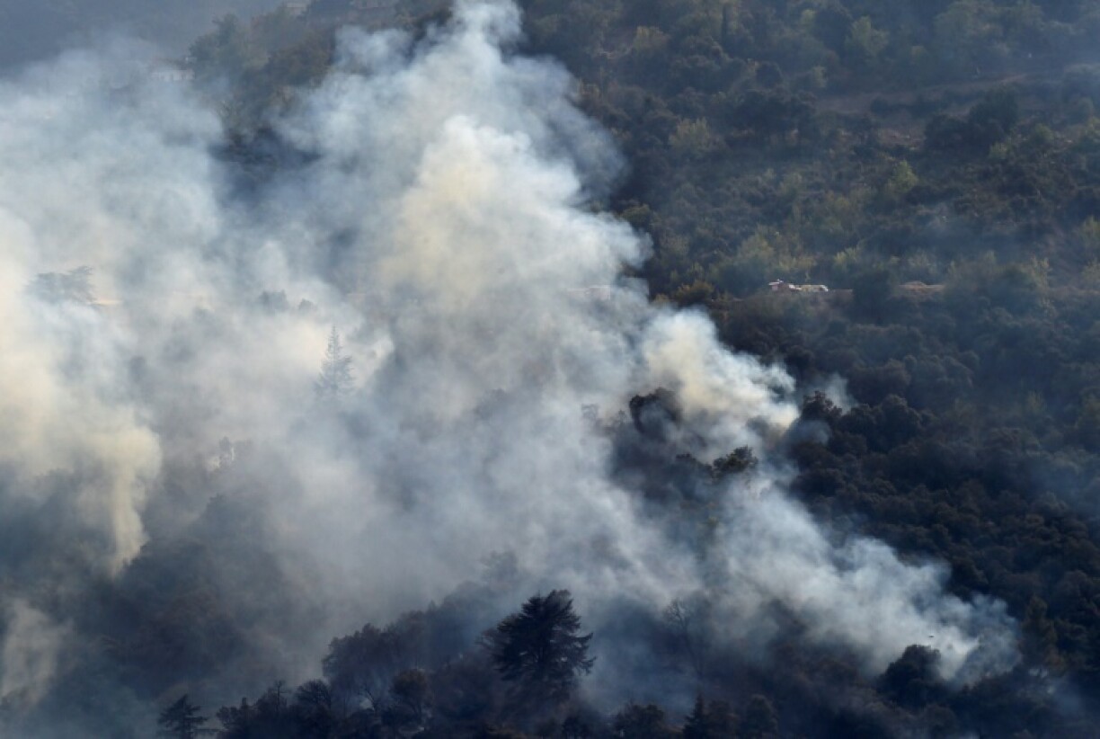 Un incendie de forêt dans la région d'Ait Daoud, dans le nord de l'Algérie, le 13 août 2021