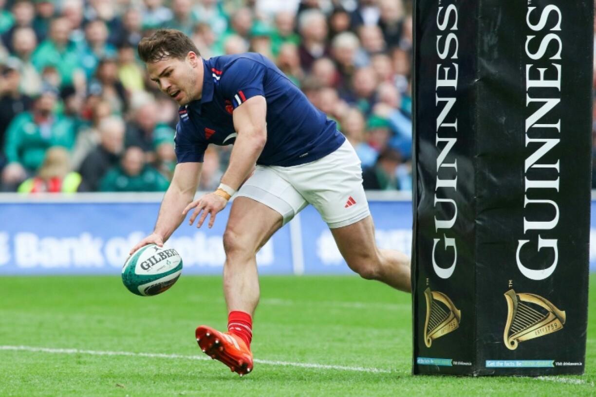 Antoine Dupont joined Toulouse from Castres in 2017