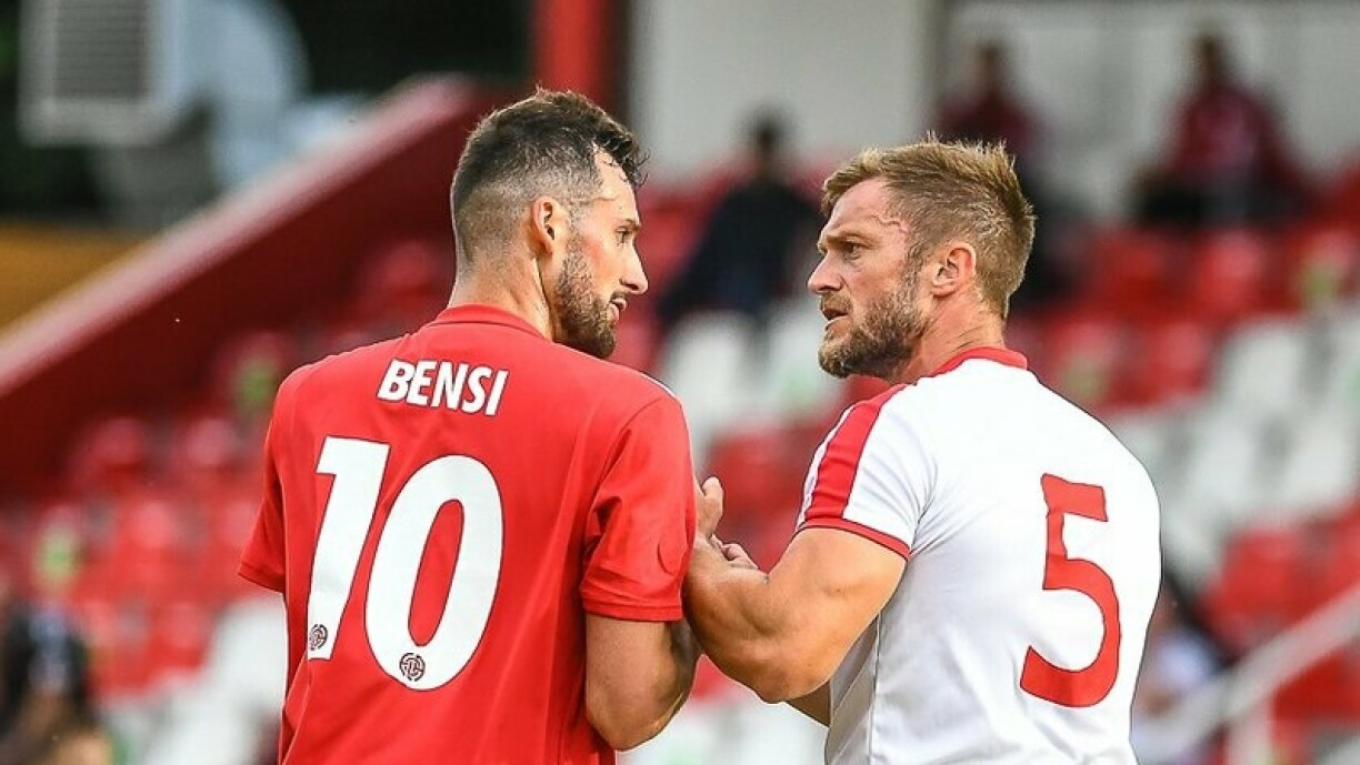 De Stefano Bensi am Match géint Lincoln.