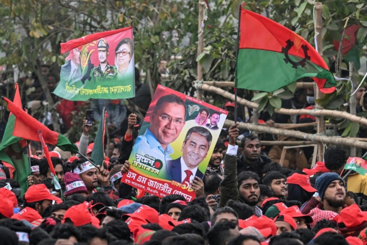 Des partisans de Tarique Rahman, président par intérim du Parti nationaliste du Bangladesh (BNP )et fils de l'ancienne cheffe du gouvernement Khaleda Zia, rassemblés à Dacca, le 25 décembre 2025 au Bangladesh