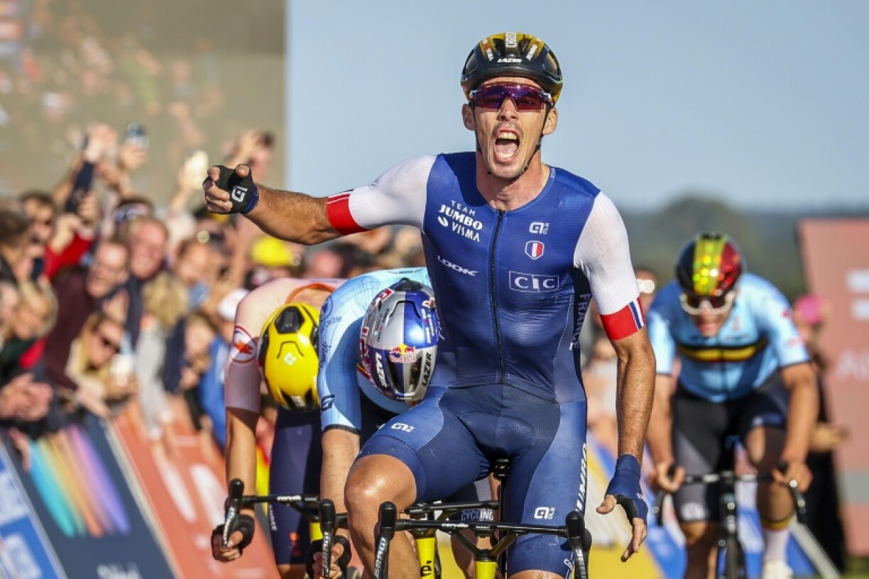 Le Français Christophe Laporte remporte la course en ligne des championnats d'Europe de cyclisme dans la province de Drenthe, aux Pays-Bas le 24 septembre 2023
