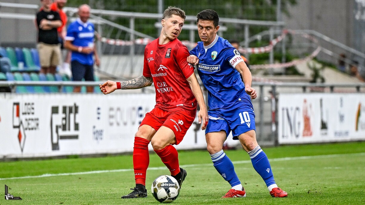 Kevin D’Anzico, ici face à l’Anglais Daniel Redmond, a retrouvé ses repères en charnière centrale au côté de Théo Brusco et Juan Bedouret.