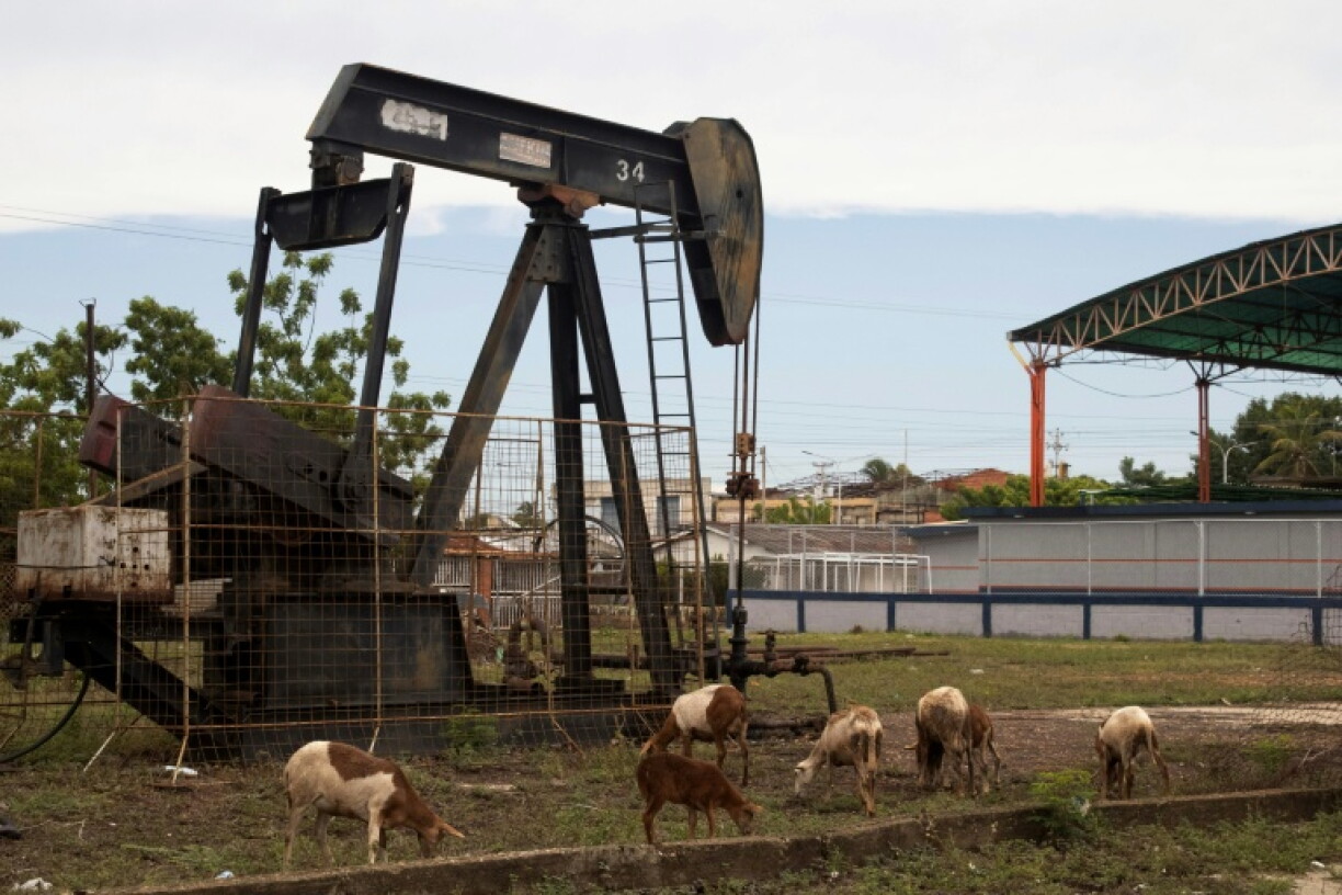 The United States has claimed a 20 percent stake in Venezuela's vast oil reserves, including many local oil fields, raising hopes of a revival