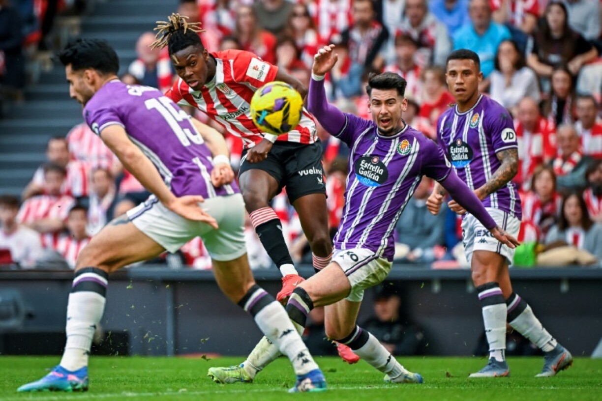 Athletic Bilbao's Spanish forward Nico Williams (2L) hit two goals as his side hammered lowly Real Valladolid