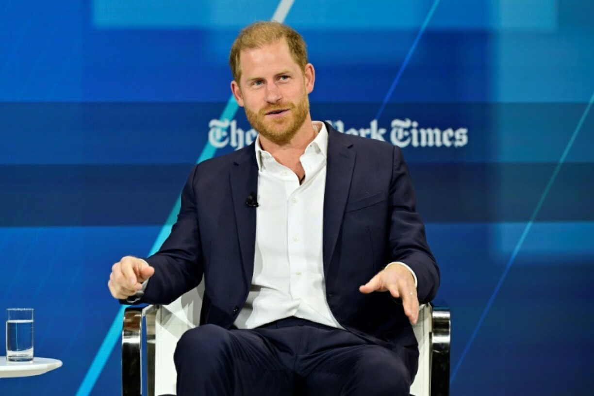 Le prince Harry donne une conférence à New York le 4 décembre 2024 lors d'un évènement organisé par le New York Times