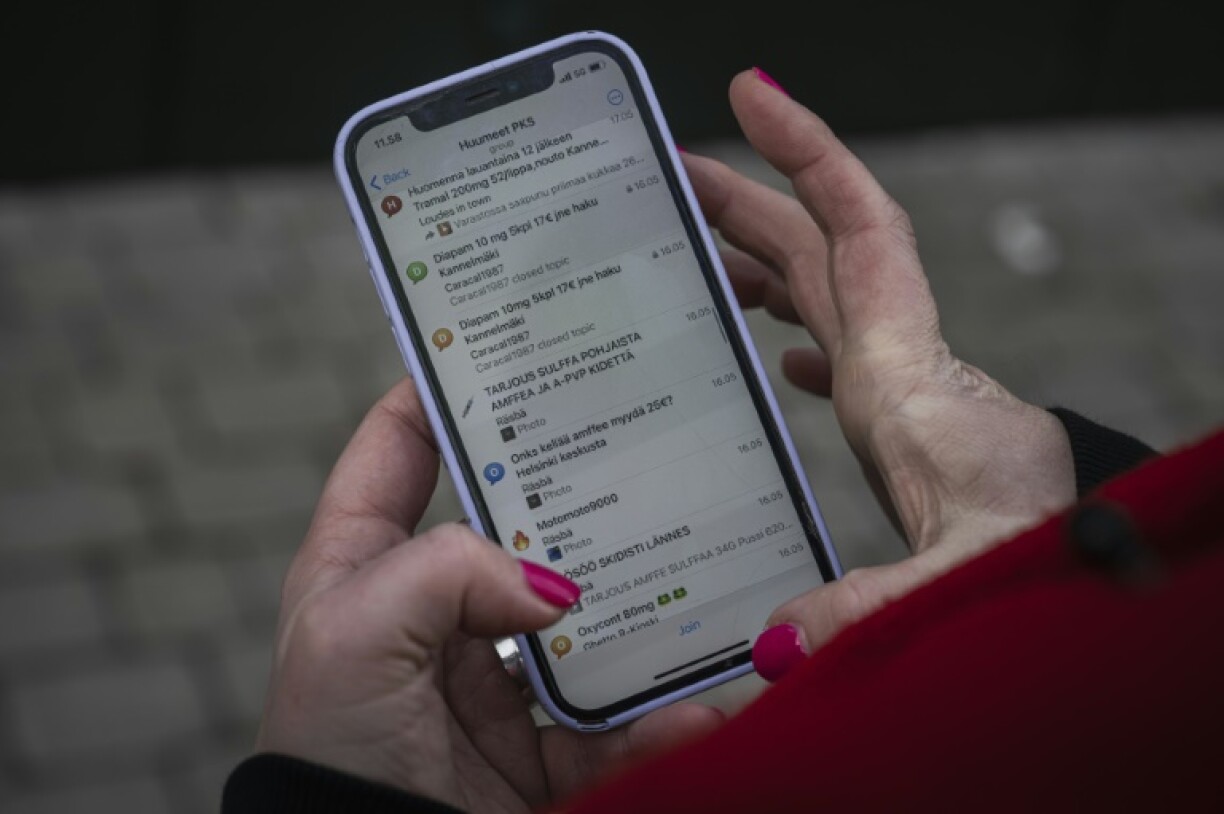 Drugs can now be bought easily online