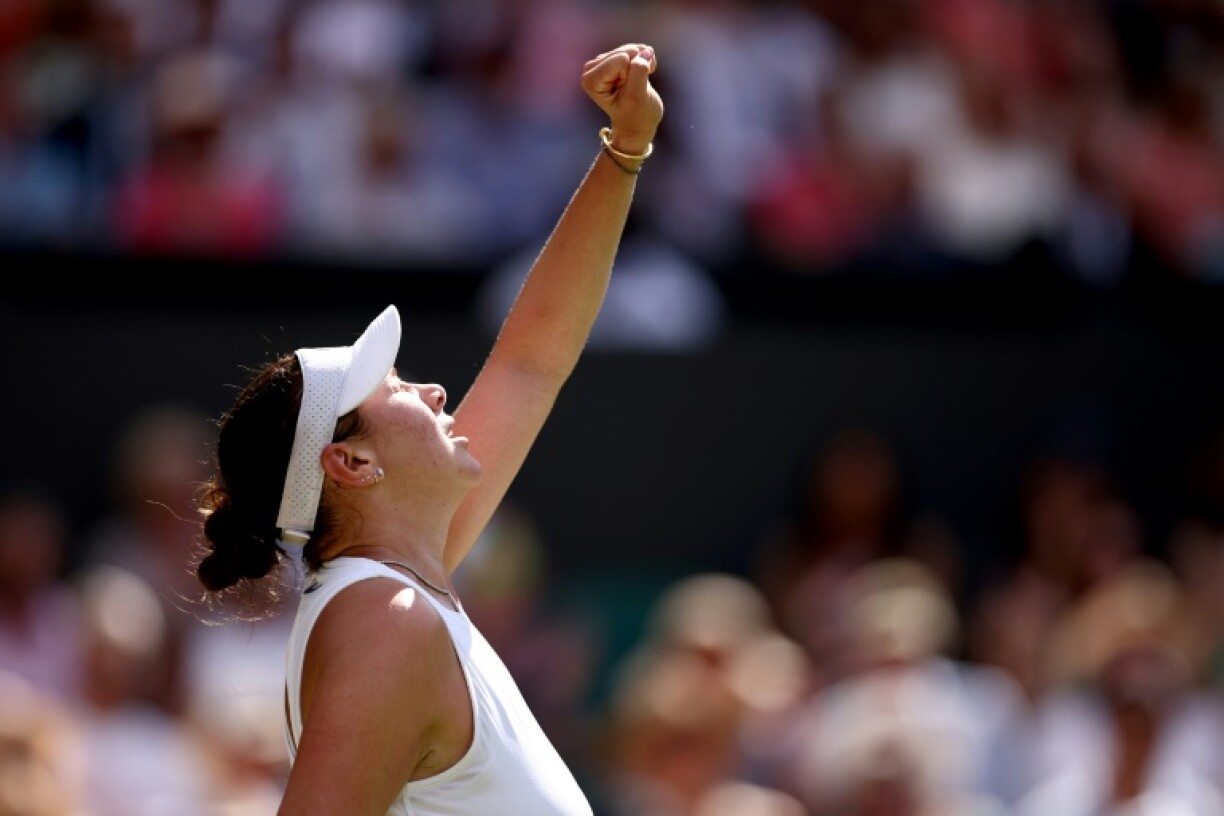 Amanda Anisimova celebrates during her Wimbledon semi-final win