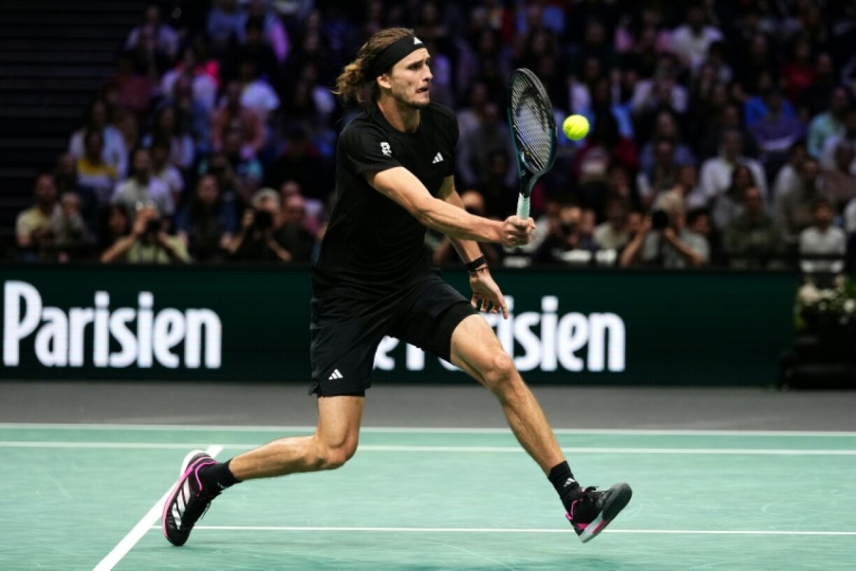 Alexander Zverev secured the crucial break at 5-5 in the third set against Camilo Ugo Carabelli to keep his title defence alive at the Paris Masters