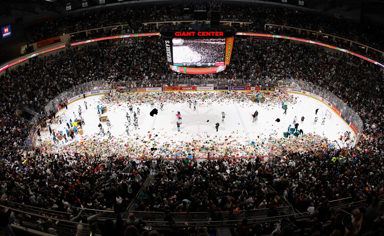 Vill Hänn waren néideg, fir déi vill Petzien anzesammelen