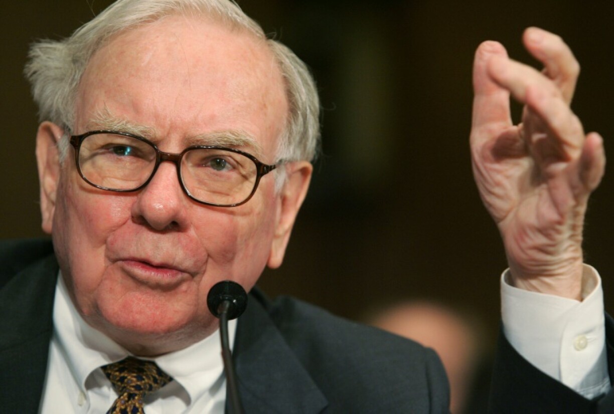 Warren Buffett testifies before the Senate Finance Committee in Washington, DC, in 2007