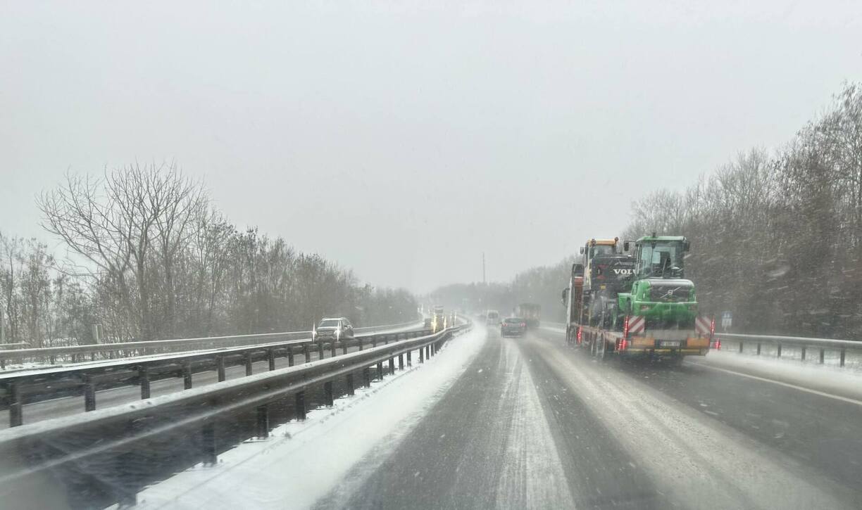 La neige sur l'autoroute A3 au Luxembourg le 4 décembre.