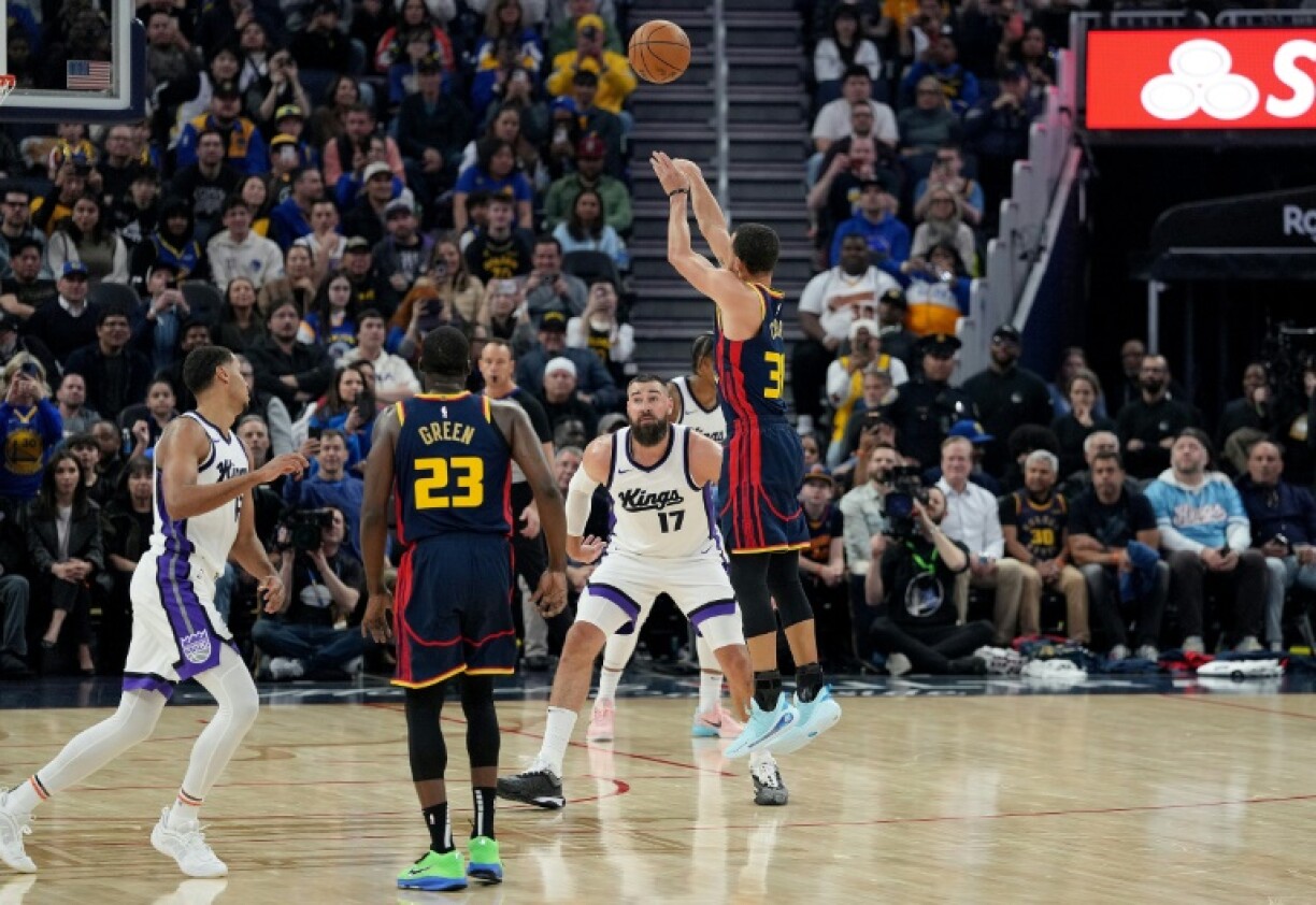Stephen Curry launches his 3,999th career three-pointer in the Golden State Warriors' game against Sacramento