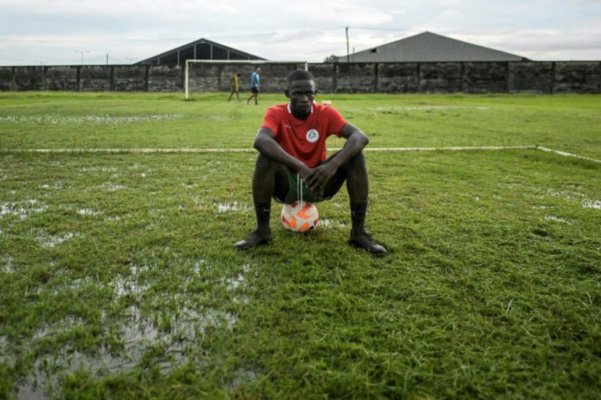 Renske Adipi 'Kante', a midfielder with the Surinamese national team who idolizes French midfielder N'Golo Kante, dreams of an international career