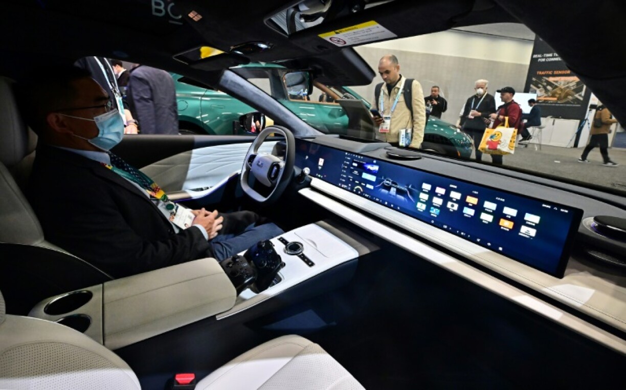 L'intérieur d'une Galaxy E8 du constructeur chinois Geely, le 11 janvier 2024 au CES de Las Vegas