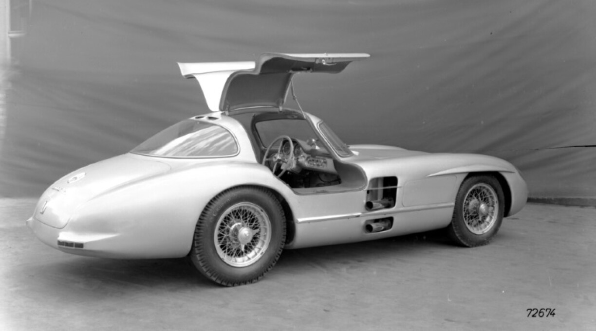 Une Mercedes Coupé 300 SLR Uhlenhaut de 1955 dont un exemplaire a été vendu aux enchères pour 135 millions d'euros début mai