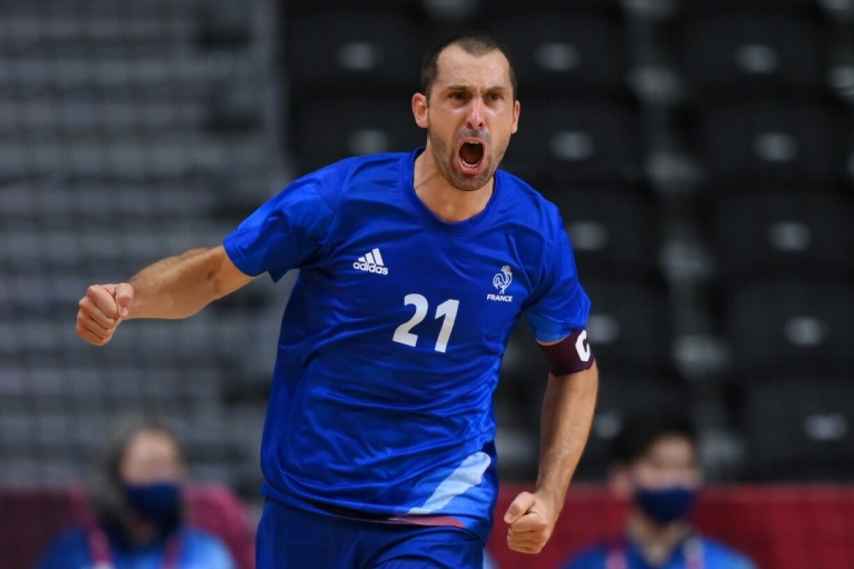 La joie du capitaine de l'équipe de France de handball, Michael Guigou, après la victoire (25-23) face au Danemark, lors de la finale, le 7 août 2021 aux Jeux Olympiques de Tokyo 2020