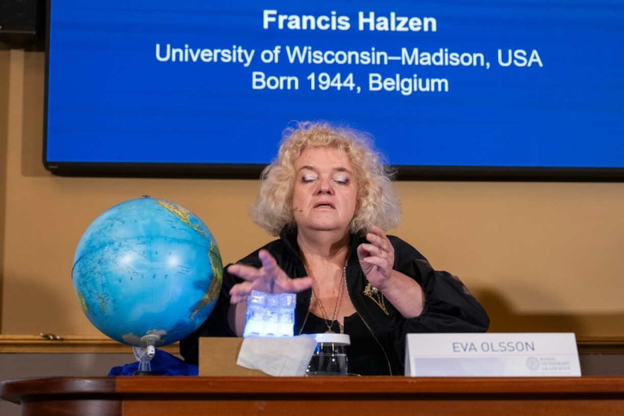 Neutrinos generate blue light that can be observed in ice, the Nobel committee explained