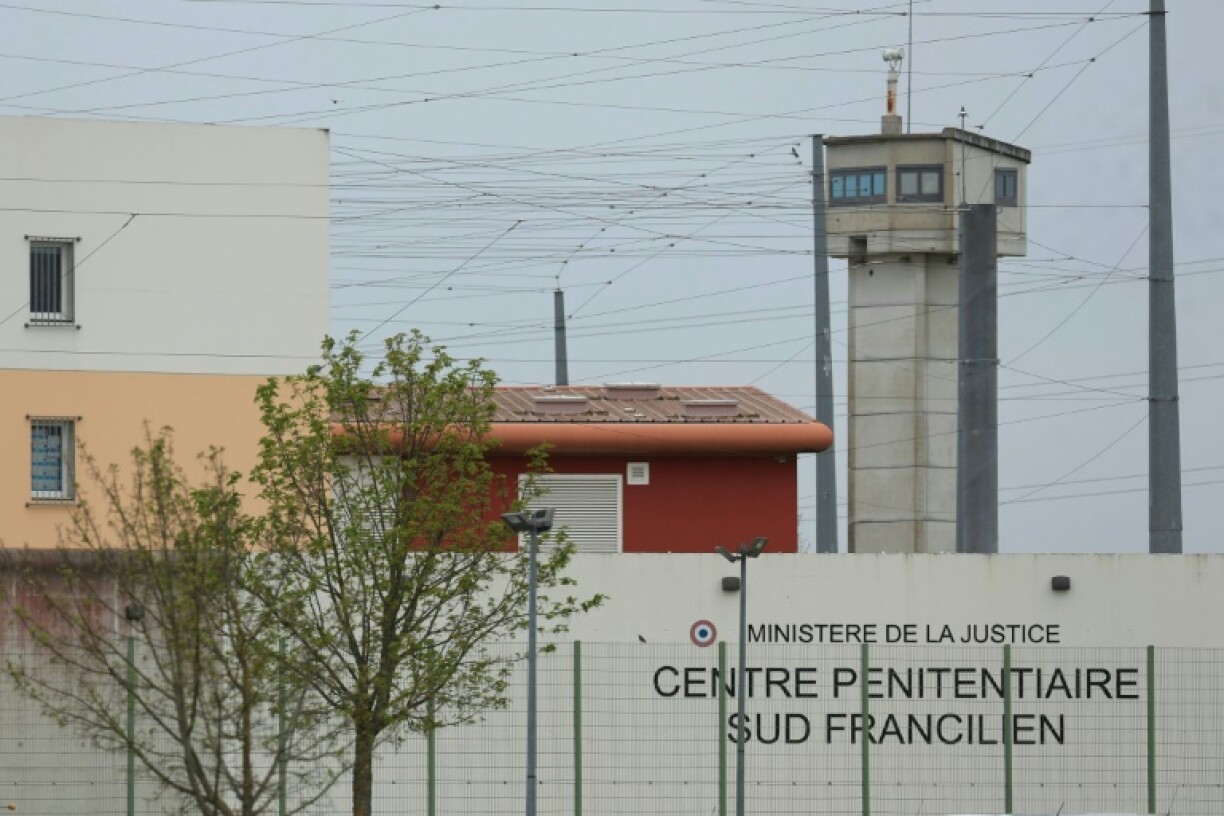 Both the justice and interior minister are promising to intensify the fight against drug-related crime