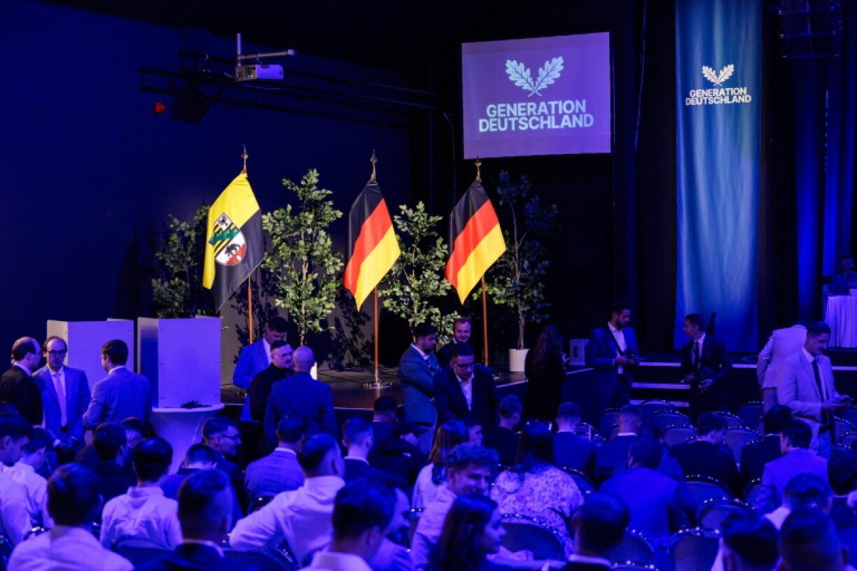 Les délégués assistent au congrès fédéral de Génération Allemagne, l’organisation de jeunesse du parti d’extrême droite Alternative pour l’Allemagne (AfD), à Magdebourg, dans l’est de l’Allemagne, le 29 août 2026