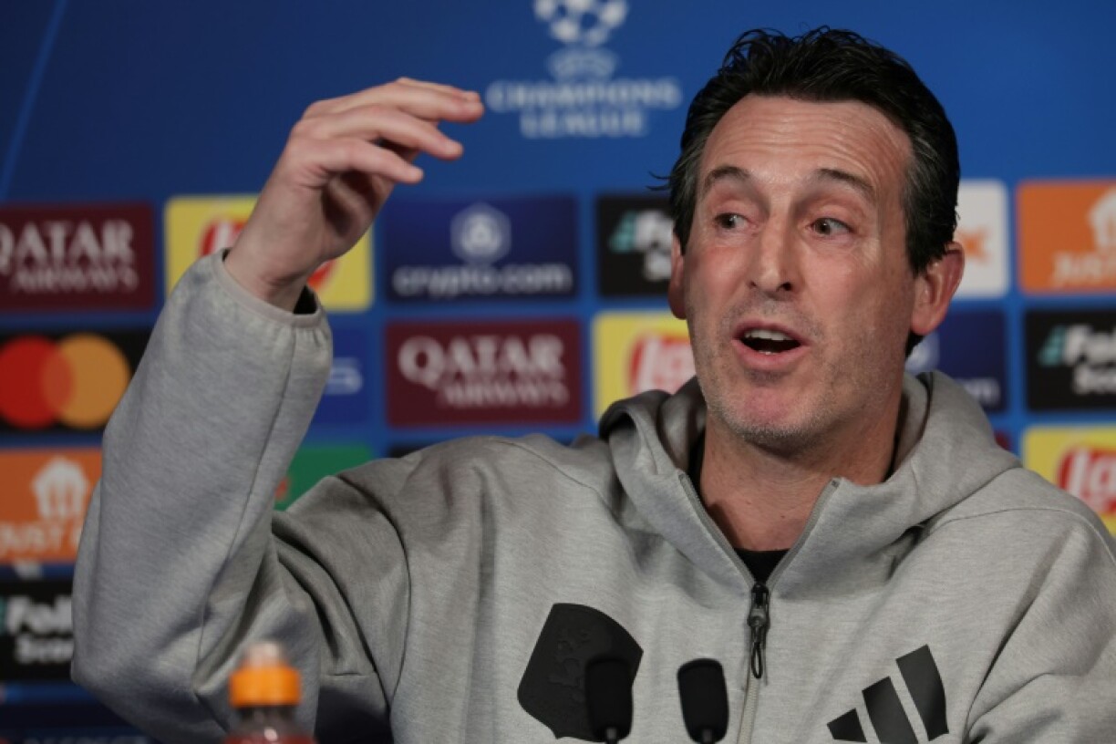 L'entraîneur d'Aston Villa Unai Emery, le 8 avril 2025 en conférence de presse au Parc des princes, à Paris