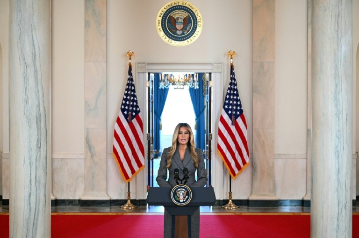 Melania Trump à la Maison Blanche le 9 avril 2026 à Washington, aux Etats-Unis