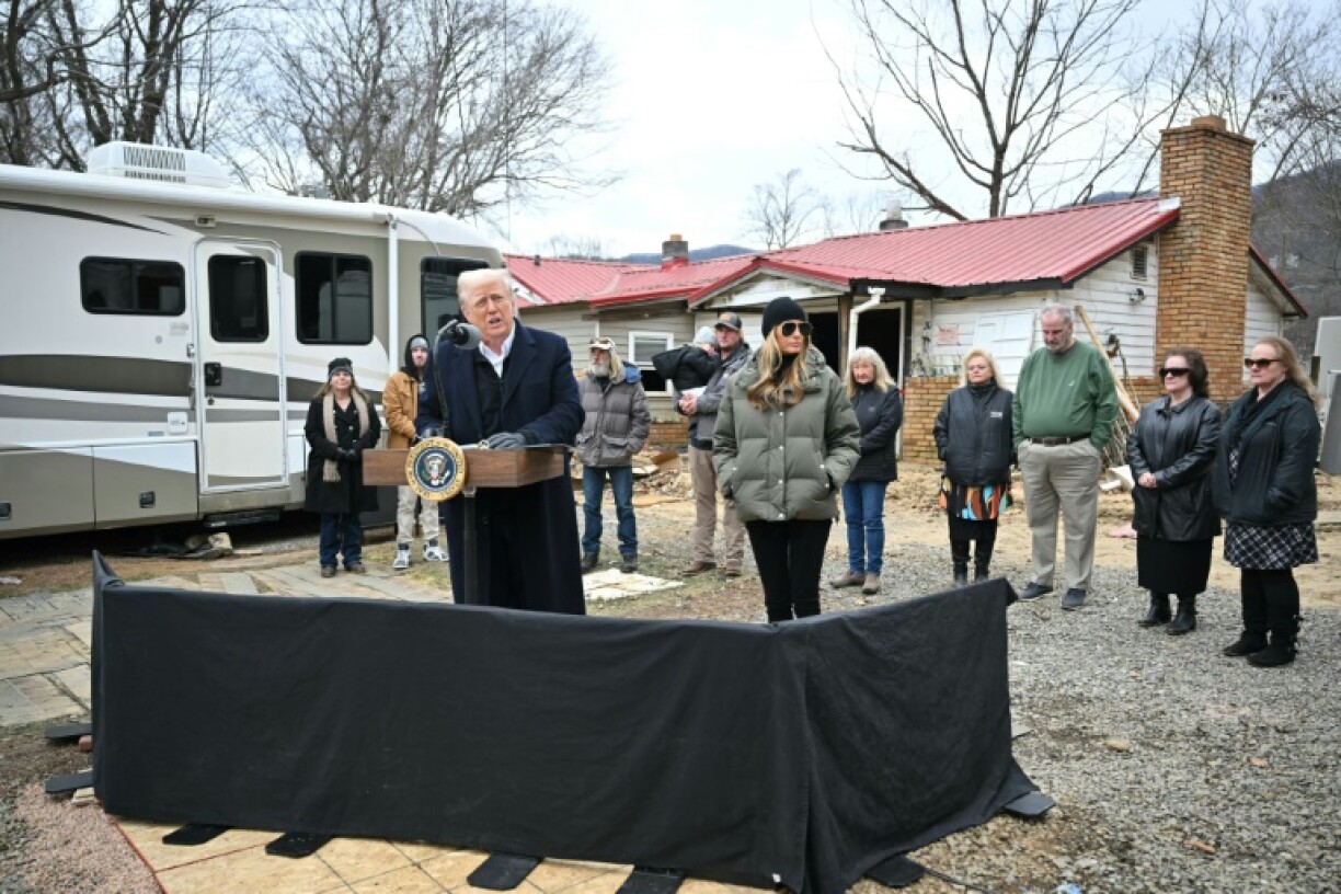 US President Donald Trump said in North Carolina the Federal Emergency Management Agency (FEMA) had