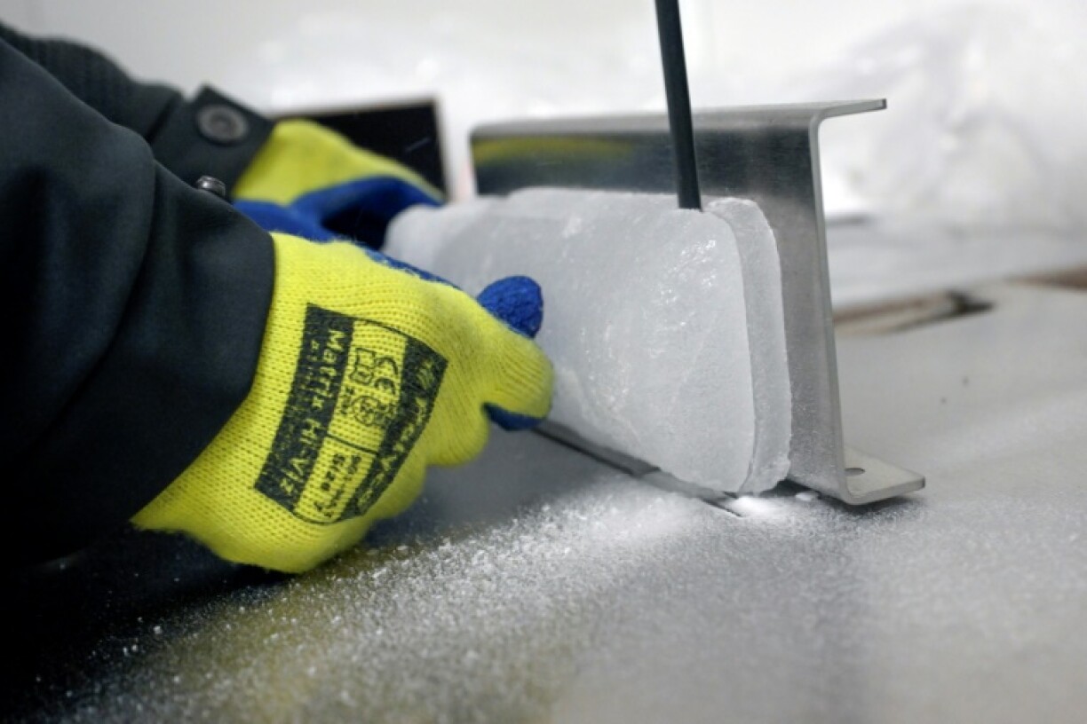 Ice samples will be sent to specialised labs in France and China for dating